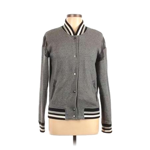 🌹2 for $20🌹  American Eagle Outfitters Grey Varsity Jacket, Size Medium - Picture 1 of 16